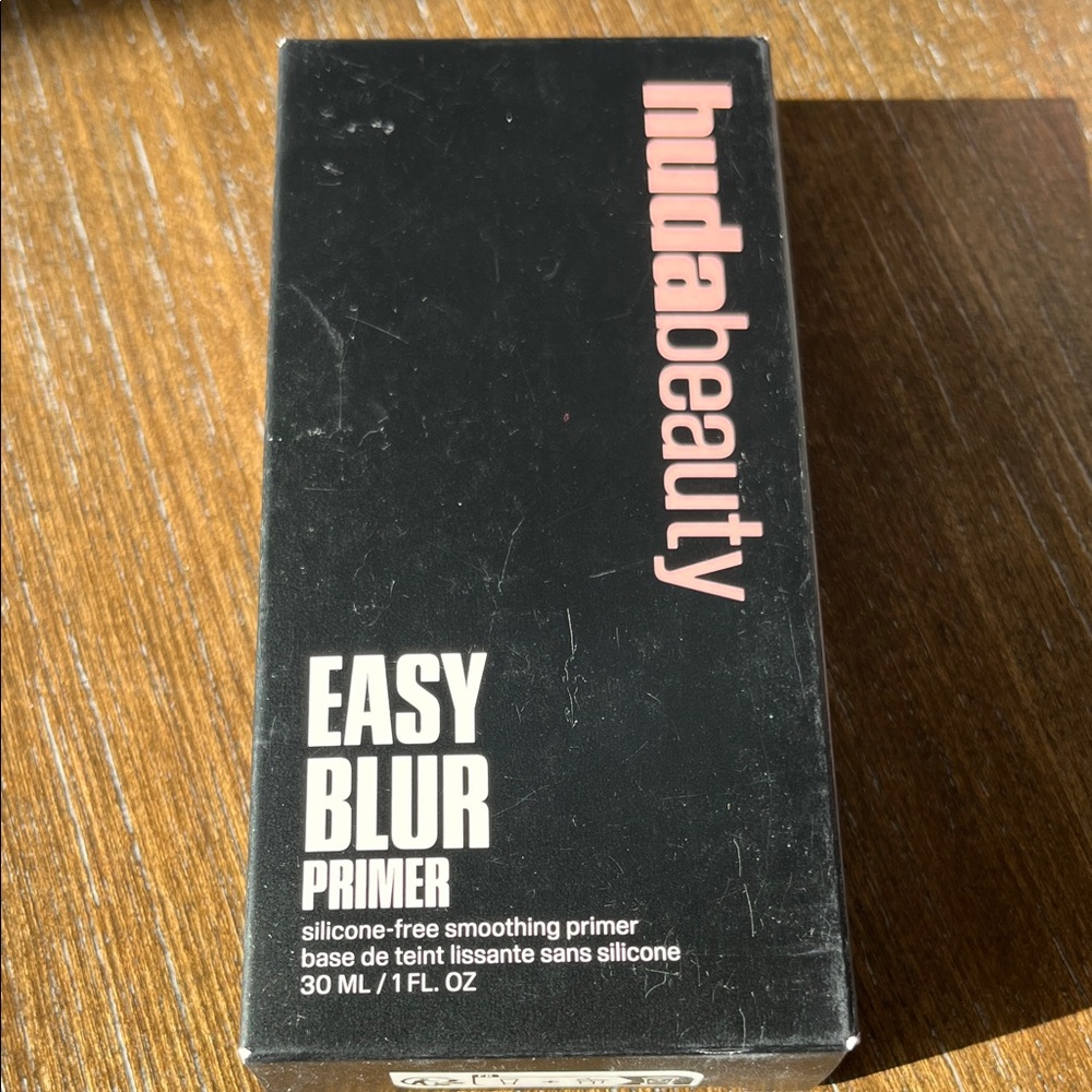 NEW - HUDA BEAUTY Easy Blur Primer